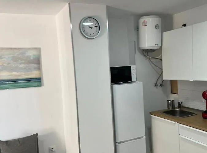 Luishome Apartment *